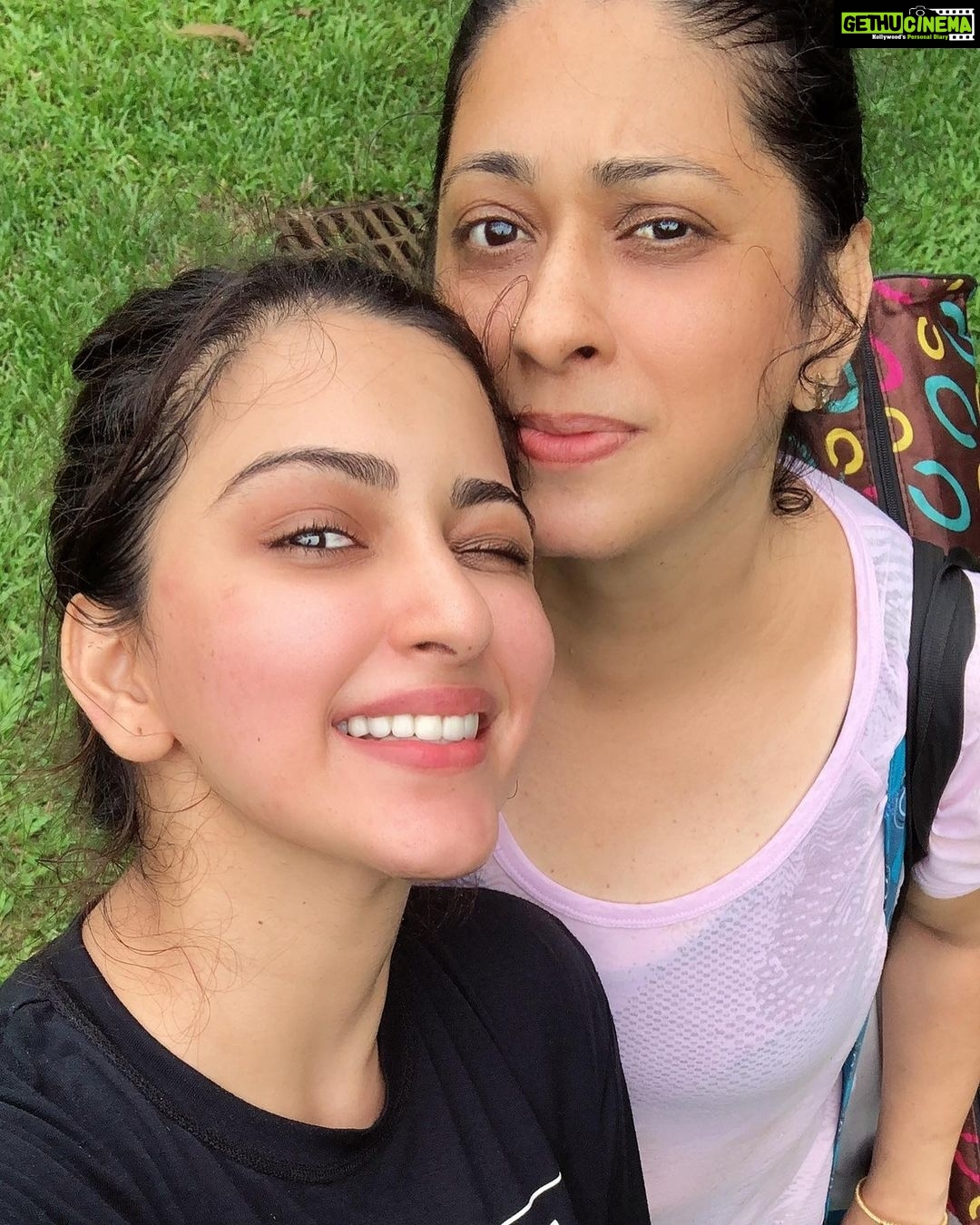 Eshanya Maheshwari Instagram - Happy Mother’s Day M❤️M From your favourite pain in the A$$😉