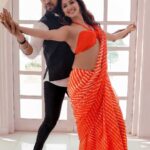 Eshanya Maheshwari Instagram - Tumhe jo maine dekha✨ Dance cover part 2 Danceing with @tejasdhoke Videography @roshan_emoflex Venue @setsinthecity.in #reels #instagram #dance #dancecover #salsa #tumhejomainedekha #tejasdhoke #esshanya