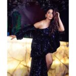 Eshanya Maheshwari Instagram - Make the little girl you used to be proud of the woman you are now.☺️✨ Happy women’s day To all the strong women out there. . . Outfit- @labeld Styled by- @bhoomibhanushali M&H - @zuberiya_ansari Photographer- @ajayyparmar Venue- @boomro.co . . #beyou #beyourself #staypositive #classy #sassy #style #lifestyle #fashionblogger #styleblogger #photoshoot #makeup #hair #dressup #esshanya #poser #esshanyamaheshwari #esshanya Boomro Gastro & Grill