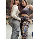 Eshanya Maheshwari Instagram - Ten million memories,❤️ One lakh inside jokes,😜 Ten thousand secrets,🤫 One thousand fights,🤷🏻‍♀️ Five hundred patch ups,💁🏻‍♀️ ONE REASON: BEST FRIENDS.❤️👭🏻 . . #bff #thisisus #bffgoals #crazyness #us❤️ #posers #friendsforever #family #esshanyamaheshwari #sonalikukreja #soulsisters #👭🏻