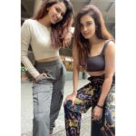 Eshanya Maheshwari Instagram - Ten million memories,❤️ One lakh inside jokes,😜 Ten thousand secrets,🤫 One thousand fights,🤷🏻‍♀️ Five hundred patch ups,💁🏻‍♀️ ONE REASON: BEST FRIENDS.❤️👭🏻 . . #bff #thisisus #bffgoals #crazyness #us❤️ #posers #friendsforever #family #esshanyamaheshwari #sonalikukreja #soulsisters #👭🏻
