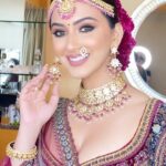 Eshanya Maheshwari Instagram - Main Bann jaun teri, ishqe di chashni ❤️ . . Stylist : @ishamultani Hair : @ritikahairstylist MUA : @dramaeinbaaz Outfit : @payalkeyalofficial Decor : @amaahyaaj @rentastic.in Jewellery : @anmoljewellers Photography : @theweddingstory_official Venue : @fsmumbai . . #brides #bridesofindia #reels #feelitreelit #trending #bridesoftoday #desibrides #lehenga #hair #makeup #wedding #weddingphotography #weddingdress #viral #ishkedi#weddinginspiration #photoshoot #trending #weddingdaseason❤️