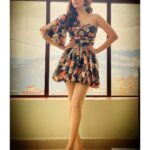 Eshanya Maheshwari Instagram - The joy of dressing is an art. . . Styled by @mallaikaa07 Outfit by @mirrorthestore H&M by @ayesha_das_dowerah #chichappens #style #fashion #instafashion #longlegs #blackdress #styledbymallaikaa #bts #musicalbum #esshanya टिहरी