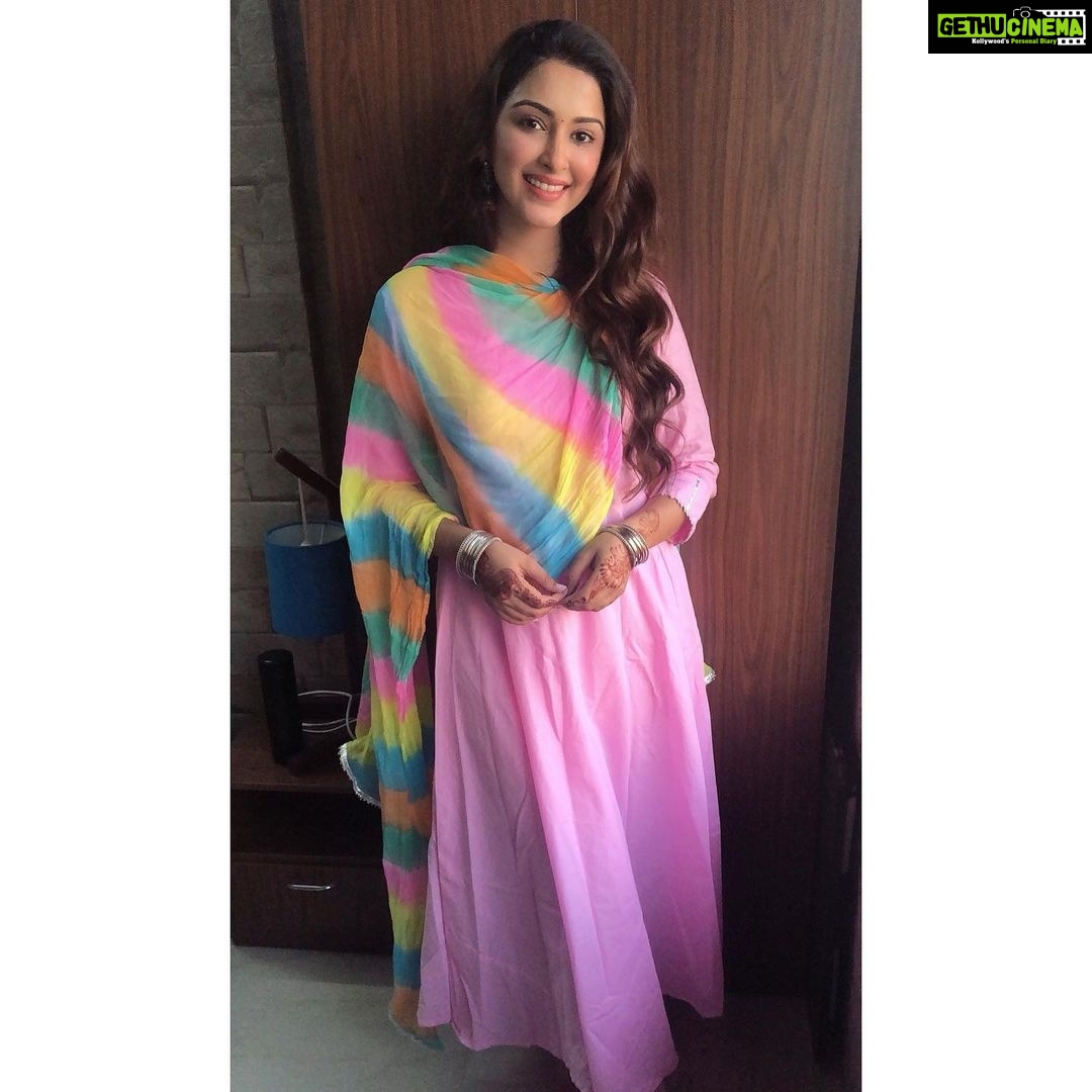 Eshanya Maheshwari Instagram - And the more she loved herself, The simple it become for her. And the more complex it become For everyone else.ππΈβ¨ Outfit- @threadnbutton π . . #pink #dresses #love #indianwear #fashionista #fashionblogger #instablogger #desigirl #esshanyamaheshwari #esshanya