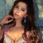 Eshanya Maheshwari Instagram - When the sun goes down, I glow up 😉✨💕 Glowing in this AMAZING Makeup&hair by @ojasrajani 💕 And in this sexy outfit by - @papadontpreachbyshubhika 😍 Jewellery by @faruquijewels ✨ Photography by @rambherwaniweddings 🤩 Venue- @lodha_luxury . . #saasy #sexy #instafashion #fashionblogger #dressup #instablogger #ojasrajani #papadontpreachbyshubhika #lodhaluxury #boi #esshanya #clubsaintamand #photoshoot #blogging #finerthanthefinest #rambherwani World One