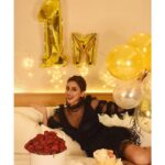 Eshanya Maheshwari Instagram - We are now family of 1 MILLION 🥰🎉🍾🤗❤️ When I started my journey on Instagram, I had no idea that I will receive so much love ☺️ I feel so lucky to have some amazing loving fans 🥰 and some great friends here 🤗 you guys inspire me, entertain me, appreciate me and encourage me to do always better.. you guys make my each and every day special With all your cute and funny memes ( which I love 🤓) With your requests for dance covers ( which motivates me to create more ) with all your comments on my paintings ( which inspires me to continue with my art) And specially when all of you appreciate my work, travelling and my smile 🙈 ( which brings big smile on my face tooo😁) And Special thanks to all those people who came along and became team esshanya and helped me in creating lot of new contents. Thank you everyone for being part of this journey.❤️ . . #1million #instafamily #fans #friends #family #gratitude #grateful #happy #bliss #bornoninstagram #boi #esshanya_s_maheshwari #esshanya