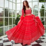 Eshanya Maheshwari Instagram - She’s an old soul With young eyes, A vintage heart, And a beautiful mind. . . Outfit- @lavanyathelabel H&M- @glambygunjan Jewellery- @queenbeindia Stylist- @riyabhatu_ Photographer- @ajpictography #desigirl #indianbeauty #indiandresses #fashionblogger #instablogger #esshanya