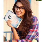 Eshanya Maheshwari Instagram - Ek tho hum ladki, Upar se chashmish... Attitude tho hoga hi.. 🤓 . . #chashmish #nerdy #thisisme #esshanya