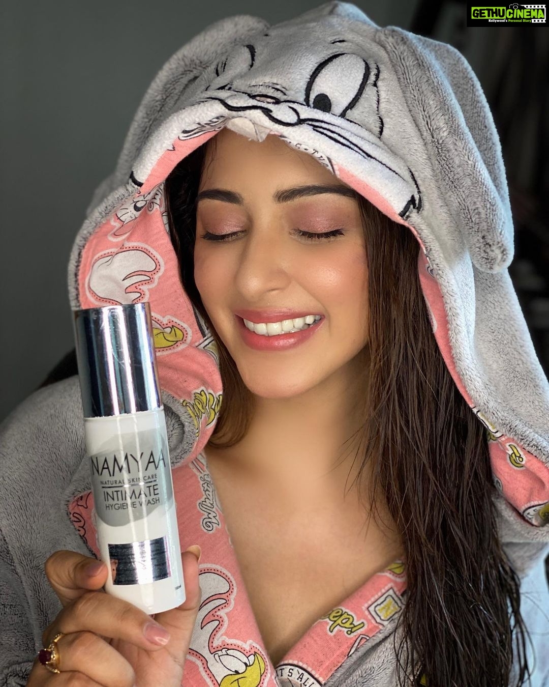Eshanya Maheshwari Instagram - Remember those itchy, smelly days after you've been to public toilets? We all women do. That's why maintaining intimate hygiene is an essential part of women's health. I start my mornings feeling fresh and stay confident all day long, thanks to @namyaaskincare Intimate Hygiene Wash. Its time-tested 100% organic formula of tea tree, rosemary, and neem oils cleanse away germs, restores my natural pH balance, and protects against infections. And it's completely free of harmful parabens, SLES, and excess soap that you can find in other hygiene washes. Friends, hygiene is essential. Take a step today to make sure you always stay fresh, healthy, and smiling. Order at @namyaaskincare Campaign by @stardomcelebritymanagement Managed by @payalrai1303