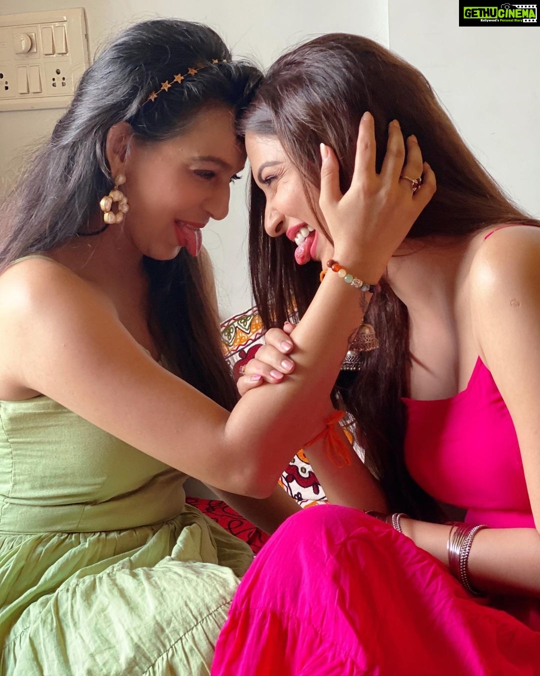 Eshanya Maheshwari Instagram - Cheers to our beautiful and crazy bond ππ€ @bhavikam91 all my life you have been there. You picked me up when I was down. You encouraged me when I had doubt. And you always loved me even when I piss you off π thank you my dear sister for everything ππ€.... Yes itβs lucky to have a brother But itβs a blessing to have a sister who protects like a brother, loves like a mother, cares like a father and spoils me like a Bestie Blessed to have you @bhavika1091 in my life πππ€β€οΈ You are the best gift from god to me love you π β€οΈ I need you in my life always , lotβs of love from your irritating, cute and most talented little sister π€£π β€οΈ happy Raksha Bandhan to you and everyone π€π . . Outfits by - @ambraee_ #rakshabandan #bondforlife #sisters #rakhibond #twinning #π #rakhi #sisterlove