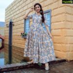 Eshanya Maheshwari Instagram - “If you see someone without smile, Give them one of yours.”😃 . . Outfit- @lavanyathelabel H&M- @glambygunjan Jewellery- @ayinaa18 Stylist- @riyabhatu_ Photographer- @ajpictography #smile #shareasmile #desigirl #indianbeauty #indiandresses #fashionblogger #instablogger #esshanya