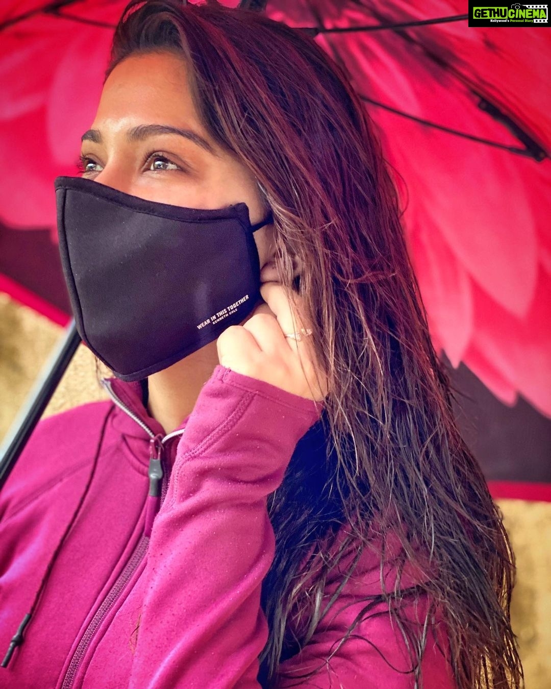 Eshanya Maheshwari Instagram - Get your @kennethcolein Mask today & join me in their campaign - #WearinthisTogether - to spread awareness of staying safe in these trying times!! . . #kennethcolein #wearinthistogether #facemask #2020 #covid19 #coronavirus #staysafe