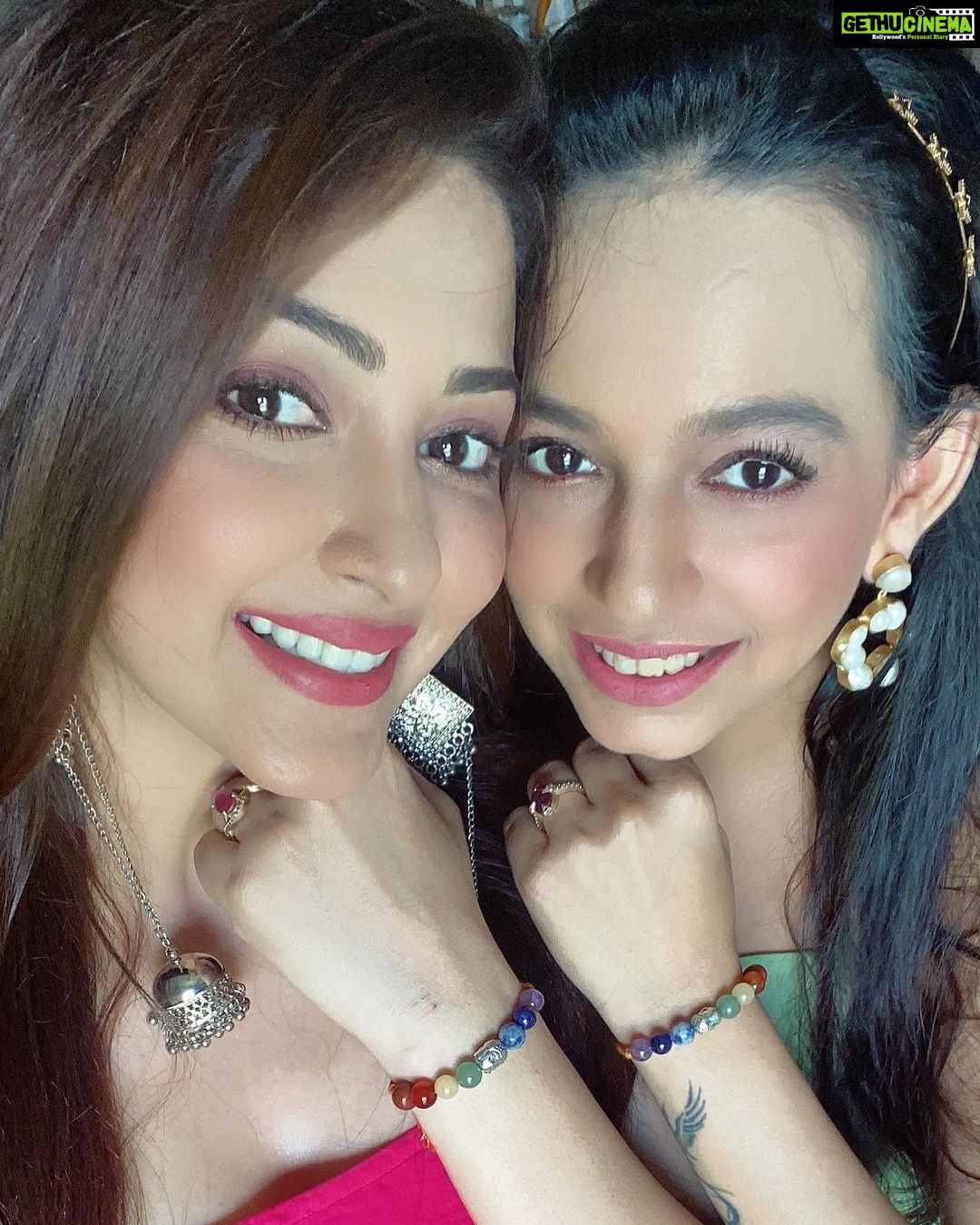 Eshanya Maheshwari Instagram - Cheers to our beautiful and crazy bond ππ€ @bhavikam91 all my life you have been there. You picked me up when I was down. You encouraged me when I had doubt. And you always loved me even when I piss you off π thank you my dear sister for everything ππ€.... Yes itβs lucky to have a brother But itβs a blessing to have a sister who protects like a brother, loves like a mother, cares like a father and spoils me like a Bestie Blessed to have you @bhavika1091 in my life πππ€β€οΈ You are the best gift from god to me love you π β€οΈ I need you in my life always , lotβs of love from your irritating, cute and most talented little sister π€£π β€οΈ happy Raksha Bandhan to you and everyone π€π . . Outfits by - @ambraee_ #rakshabandan #bondforlife #sisters #rakhibond #twinning #π #rakhi #sisterlove