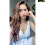 Eshanya Maheshwari Instagram - 🌸 you glow differently when you are happy ☺️❤️✨
