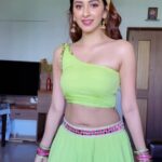 Eshanya Maheshwari Instagram - I love dancing ☺️💃🏻✨❤️ I know I am not a great one, but during this lockdown when most of us have nothing to do 🤔 i am trying to keep myself and my fans entertained 😁 Being big fan of @madhuridixitnene I always wanted to dance on this song... she has inspired millions of people with her dance and acting. 😍✨💃🏻❤️ P.S- my mom loves watching me dancing and she just wanted to make this look more beautiful, So she did cut some of my old lehenga and some dresses to give me perfect look ☺️🙈🤗 @maheswariswati ❤️😘🤗 Thanks mom for being so supportive even in my craziness.. 🤪🤓😘 #ekdoteen #dancecover #lockdown #quarantine #bollywood #dance #madhuridixit #fangirl #eshanyamaheshwari Home Sweet Home ❤