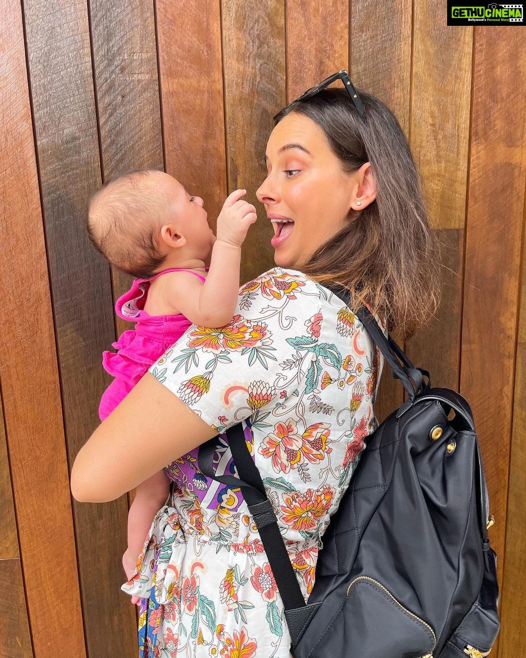 Evelyn Sharma Instagram - Holiday time!! 🥳🥳🥳 Noosa, Queensland