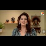 Falguni Rajani Instagram - (Monday to Saturday 8pm only on sony marathi) #shreemantagharchisunn #devika #vinuyaatutnaati #irisproduction #sonymarathi #beautifulteam
