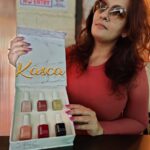 Falguni Rajani Instagram - Kasca Premium Gift Set includes six Stunning Nail Polishes in a Luxurious Marble effect Gift box with Magnetic Closure! Kasca Nail Polishes are : ✨ Ultra Pigmented for plumping, Gel like effect. ✨ Extremely Safe,7 Chemicals free. ✨Non-Staining,Self Levels well. ✨Long lasting . ✨Chip-resistant. ✨Vegan formula. ✨Free from Animal Testing. ✨880 ends brush for the flawless application. Rush to their online store www.kascacosmetics.com buy these at flat 50 % discount ,Rs 80 only (MRP 160)