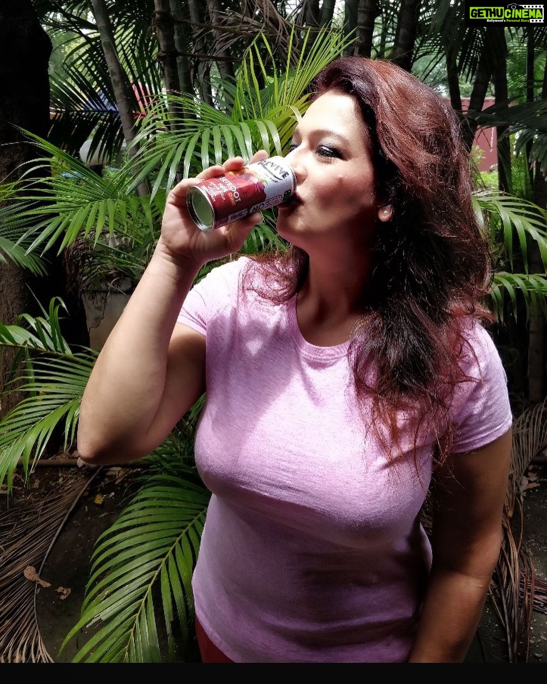 Falguni Rajani - 19.9K Likes - Get India’s finest premium milkshakes and juices. Best part is all their products are 100 % Natural with goodness of pure ingredients get one on https://reviveinc.in and dm
@revive.drinks
