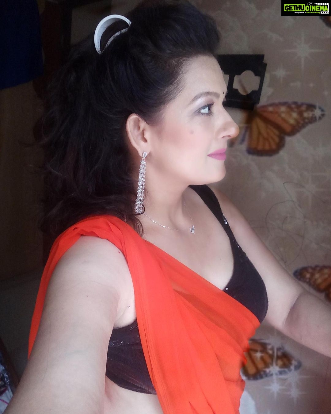 Falguni Rajani - 19K Likes -