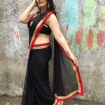 Falguni Rajani Instagram - #one of my fav pictures from the album Actually m in love with this saree draping ♥️♥️