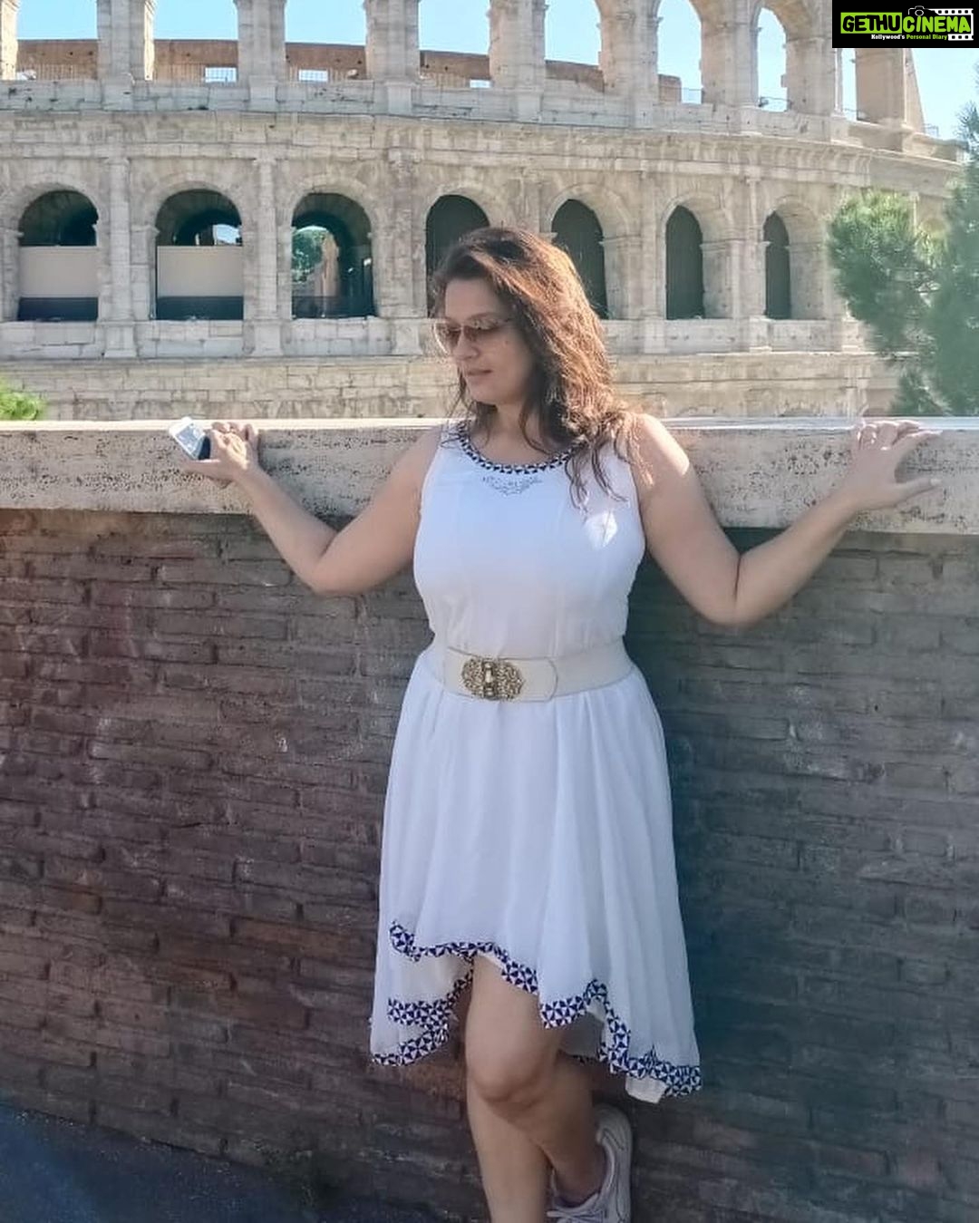 Falguni Rajani - 18.9K Likes - #colosceum #rome #italy