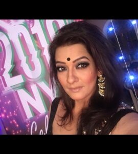 Falguni Rajani Instagram - Happy makar sankranti 💐💐