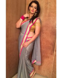 Falguni Rajani Instagram - Memories of #bhabijigharparhain 
2018

@irisproductions89 
@shreemantagharchisoonofficial 
@shreemanta_ghar_chi_soon 
@shreemanta_gharchi_soon 
@shrimantagharchisoonofficial