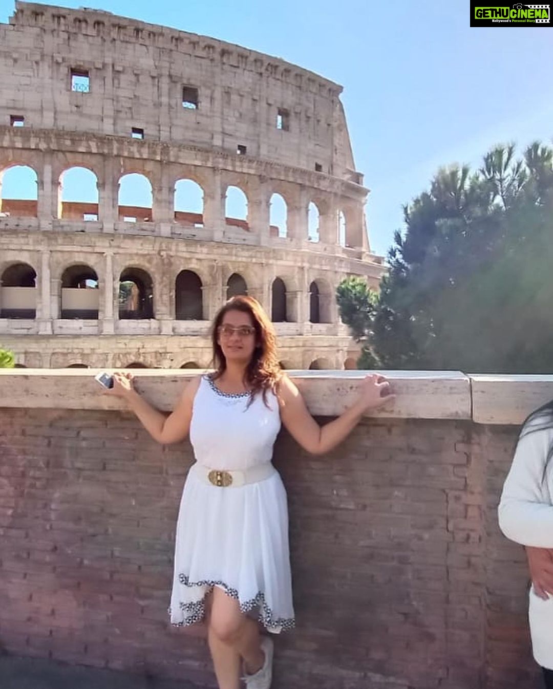 Falguni Rajani - 18.9K Likes - #colosceum #rome #italy