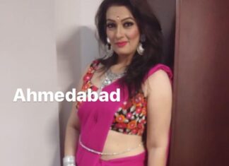 Falguni Rajani Instagram - Last year navratri I was invited at many places Ahmedabad twice, indore twice, Vadodara 😄💃🏻💃🏻💃🏻💃🏻💃🏻💃🏻