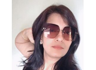 Falguni Rajani Instagram - Chashme baddur 😃♥️ Which one suits me more? @yourspex