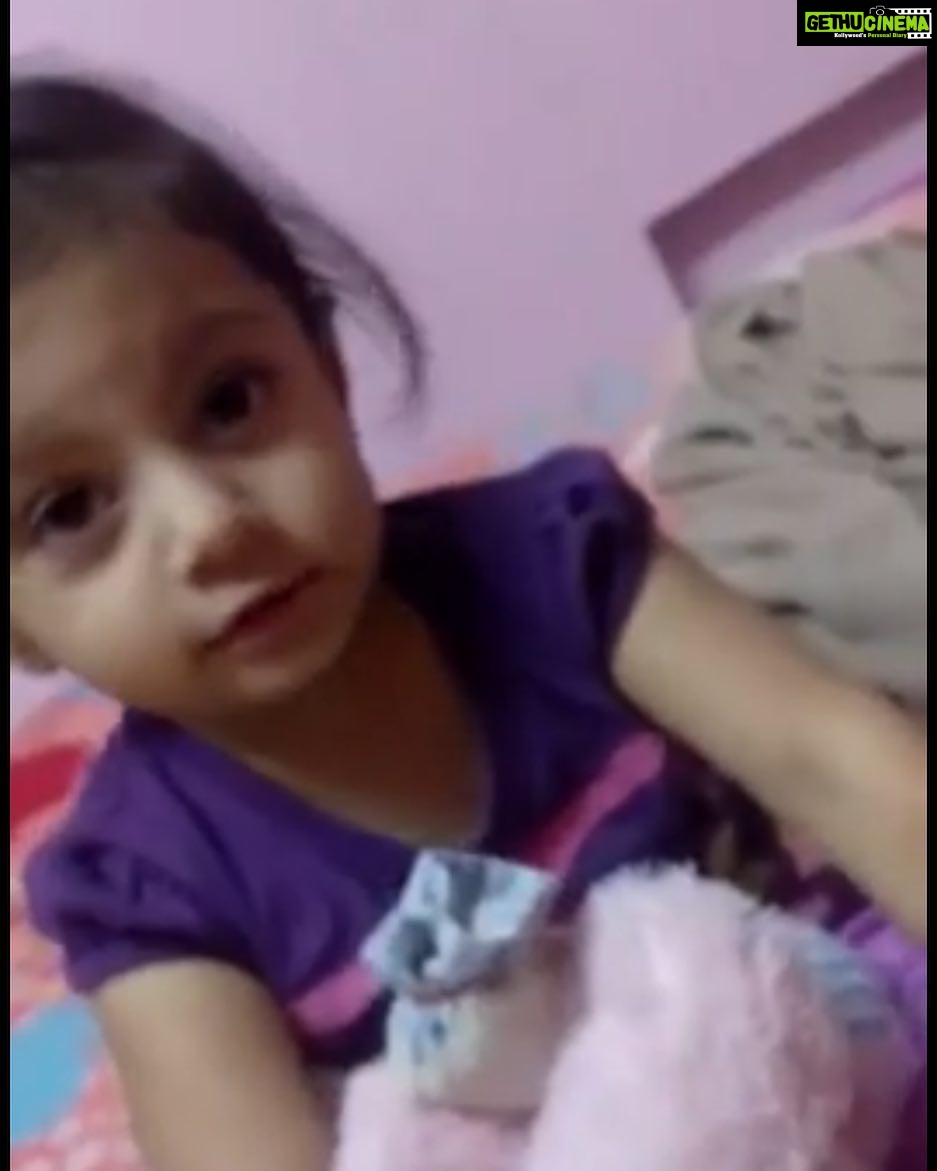 Falguni Rajani Instagram - MUST WATCH THIS VIDEO I have never ever seen the cutest baby like this 😘😘😘😘😘😘https://youtu.be/xxm7S7hXIFk