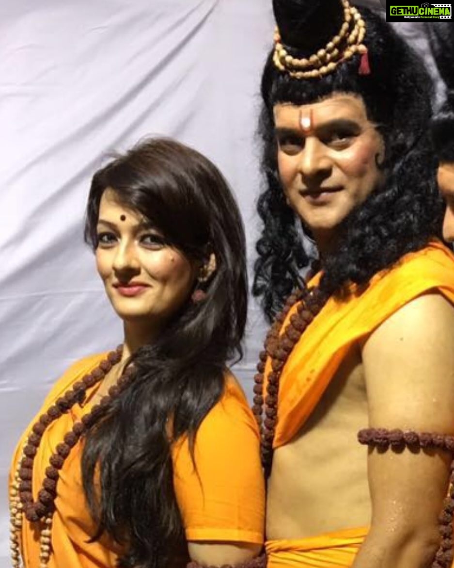 Falguni Rajani Instagram - It was an awesome show at vapi last night m blessed that got a chance to play SITA MAATA ππΌππΌππΌ