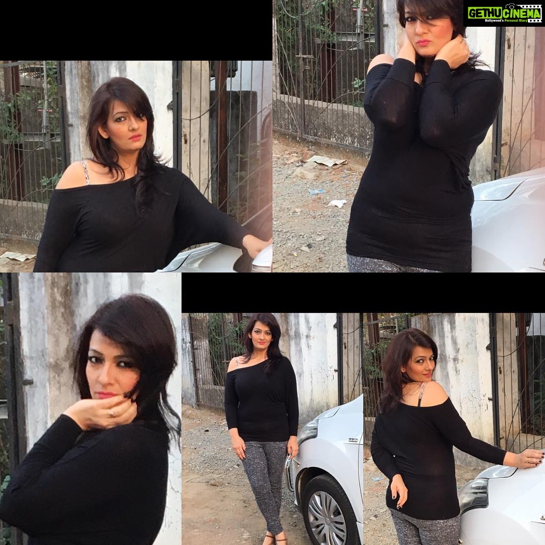 Falguni Rajani Instagram - western or saree which one suits more on me