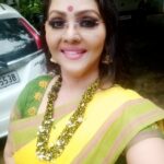 Fathima Babu Instagram - Handloom saree woven by Alli Aranya. Hand embroidery on blouse by me .. beads to match bought decades ago