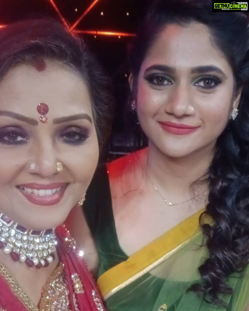 Actress Fathima Babu HD Photos and Wallpapers October 2019 Gethu Cinema