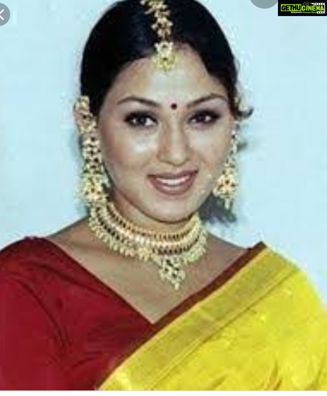 Fathima Babu Instagram - Look alike celebrities .... Monal