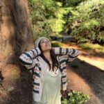 Freida Pinto Instagram - Big Sur called...I answered!