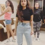 Gajala Instagram - With my Girls both are amazing dancers but i tried my best to match em😉💃🏻 @dj_aashikaa @shahdaisy #harfanmaula #gajala #gazala #friends #dancing #bollywood #reelitfeelit #reelindia #reelinstagram #actors
