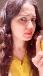 Gajala Instagram - Mei Bomb hu💣💥
.
.
.
.
.
.
.
# gajala #gazala #reelkarofeelkaro #reelitfeelit #reelsinstagram #reel #reelindia #instagram #instapic #instavideo #insta #comedy #videos #yellow #curlyhair #bomb #funnyvideos #trendingreels #trending #trend