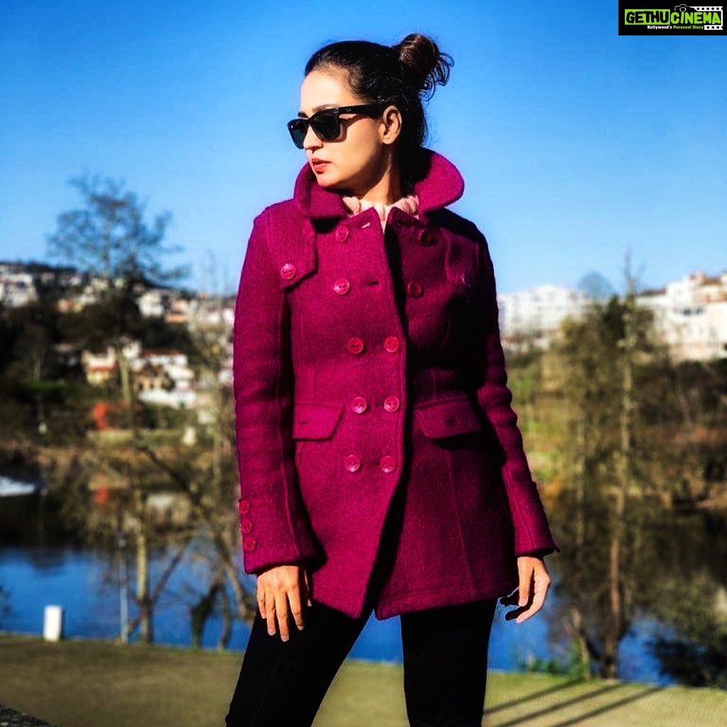 Gajala Instagram - I want to hear that love story once again..... I will be back Porto❤️ 📸 @sharadkelkar #porti#portoportugal #portugal #red#gajala#gazala#teluguactress#telugu #explore #explorepage #trendyfashion #worthit #travel #traveltheworld #best Porto, Portugal