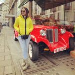 Gajala Instagram – Anyone who ever gave u confidence,u owe them a lot🥰 
#gazala24 #gajala  #traveldairies #uk #takemeback #dieseljeans #superdryjacket #fashion #telguactress London, UK