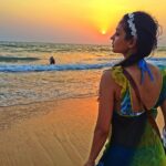Gajala Instagram - Those who have magic, need no tricks❤️ Blissful 😍 . #sunset #sea #gajala #gazala #beach #goa #serene #sun