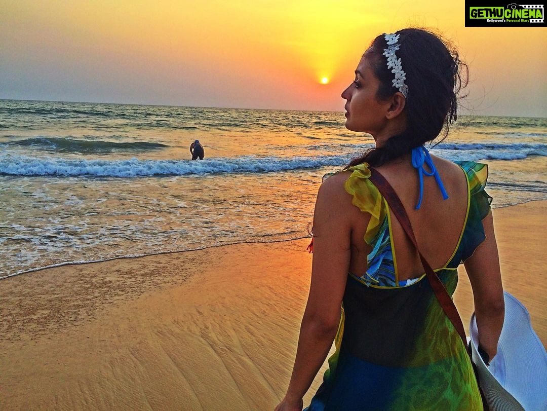 Gajala Instagram - Those who have magic, need no tricks❤️ Blissful 😍 . #sunset #sea #gajala #gazala #beach #goa #serene #sun