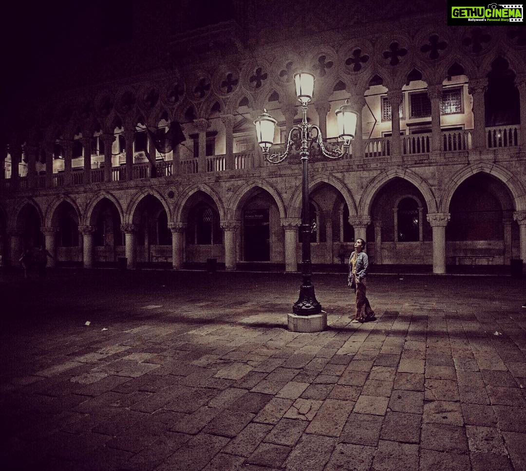 Gajala Instagram - Ever noticed how #pictures shot by some one you love, always speak volumes about the way they see you❤️😍💋 @faisal_miya__photuwale #happiness #majorthrowback #italy #venice #stmarcussquare #love #gajala #gazala #photuwalas #liveandletlive #takemeback #hubby❤️