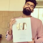 Gajala Instagram - Hampe Hasne Waale Pehle Tu Hasi Ko Seekh Le😊 @faisal_miya__photuwale @thebucketlistfilms @ujwalgupta_ @rishabh_shetty_ @dhiraj.shetty21 @bucket_thebeagle #gajala #gazala #thebucketlistfilms #youtube #silverplaybutton #teamworkmakesthedreamwork #thankyougod