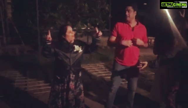 Gajala Instagram - Happy International Dance Day ππ½ #crazyfriends #danceteacher #gajala #gazala π@faisalmiyaphotuwale @sharadkelkar @keertikelkar @huseinkk @tintin3012 @rubinadilaik @ashukla09 @manojpunjabi100 @iamnehap @meghnachitalia @rahuollohani @iammuskaanp @iammuskaanp Shimla