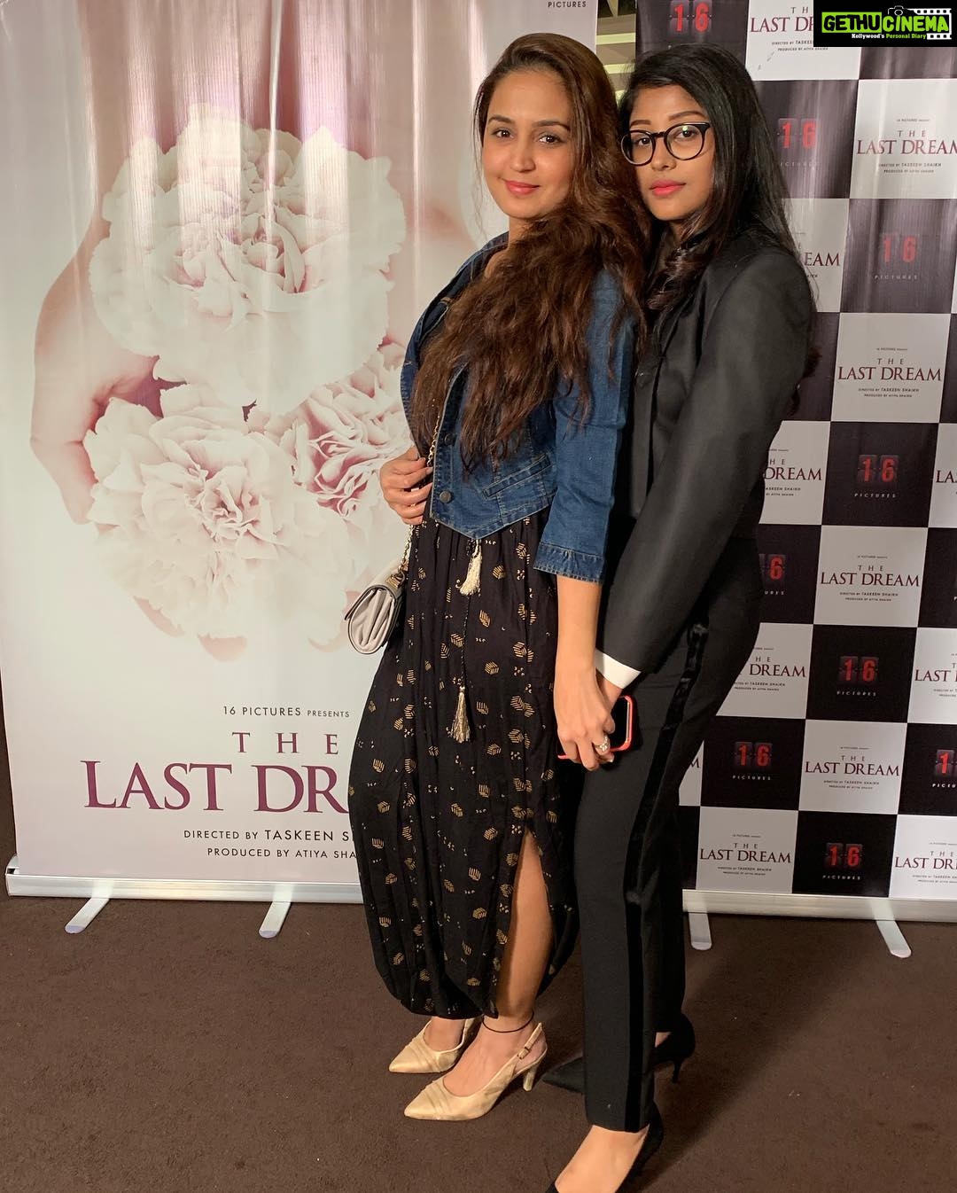 Gajala Instagram - While we try to teach our children all about life, our children teach us what life is about😊so proud of u my little Angel😘 ALL THE VERY BEST FOR “The Last Dream” @taskeen.shaikhh #debutdirector this is jus a beginning girl🤗 proud parent @tanweershaikh07 @atiyashaikh25 😘😘
