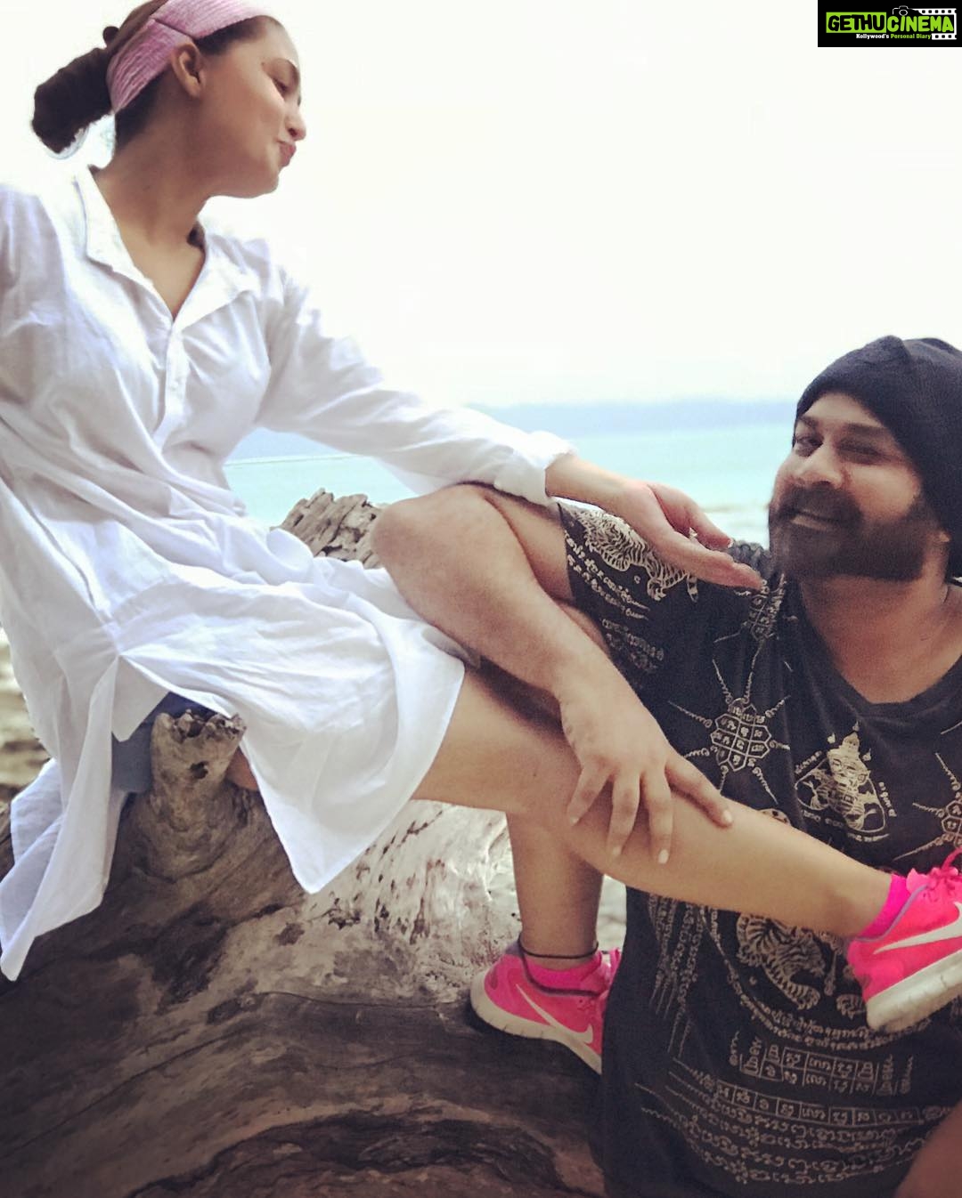Gajala Instagram - Turns out that i missed #nationalboyfriendday yesterday but i don’t need a special day to celebrate you bcoz i celebrate u everyday❤️ @faisal_miya__photuwale I LOVE U😘 @huseinkk Thank you for capturing this for us🤗🤗 #friendforlife #love #bestfriend #hubby #boyfriend #gajala #faisalgazala #nike #beach #lovetotravel