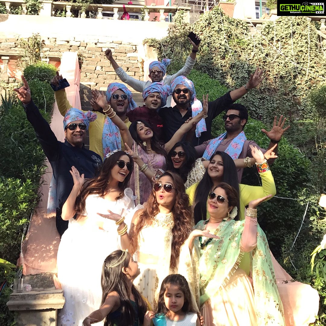 Gajala Instagram - Masti Masti & more Mastiππ½ππ½ππ @srishtyrode24 @keertikelkar @tintin3012 @iamnehap @rahuollohani @sharadkelkar @sharadkelkar @faisal_miya__photuwale @manojpunjabi1 @meghnachitalia @iammuskaanp @iamkaranp Woodville Palace Hotel, Shimla
